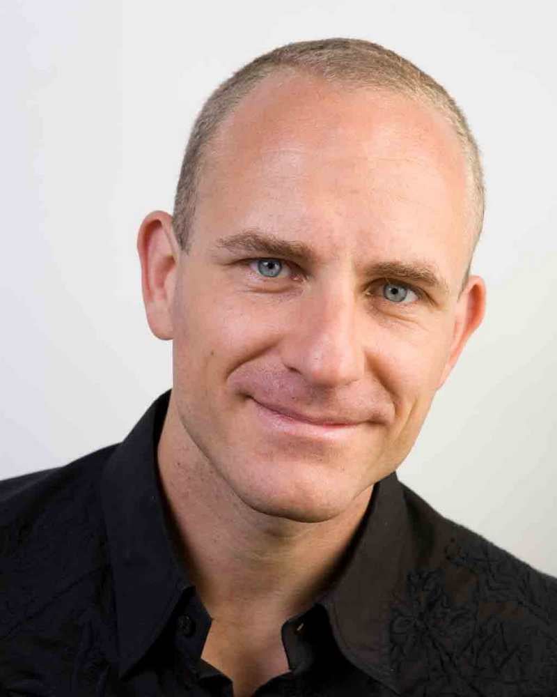 Dimitry Yakoushkin is a faculty instructor at the Somatica Institute