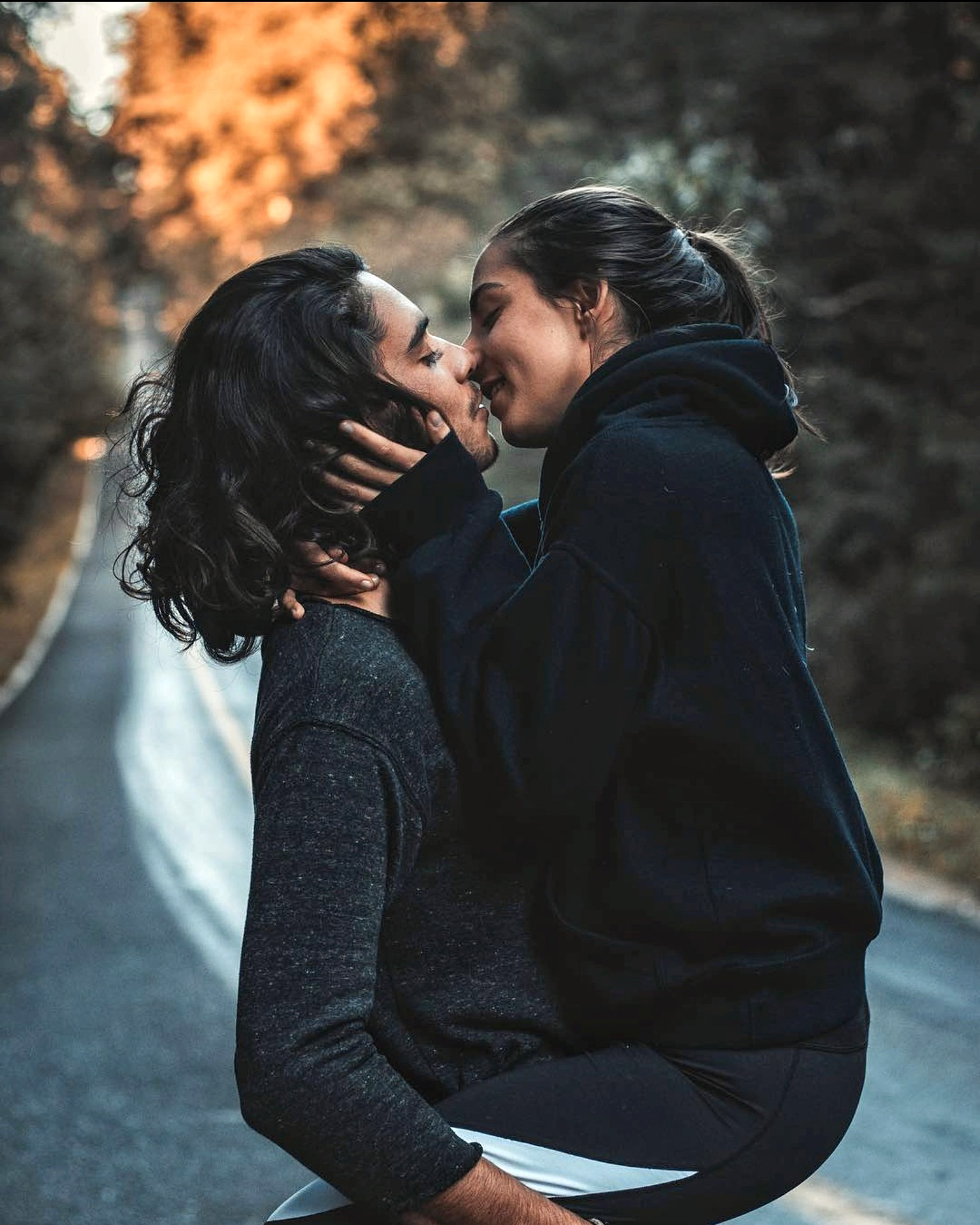 Couple kissing after having been to a relationship coach