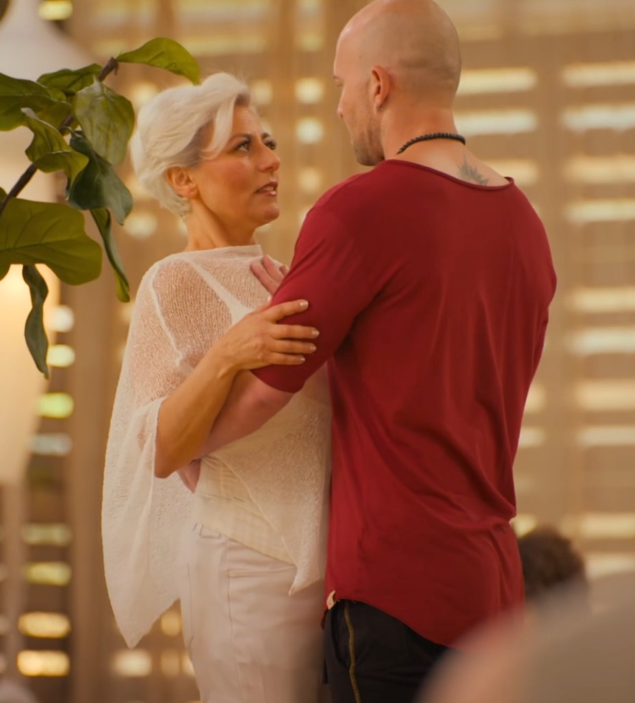 Dr. Danielle Harel showcases the "up against the wall" Somatica exercise in the 'Virgin Island' TV show.